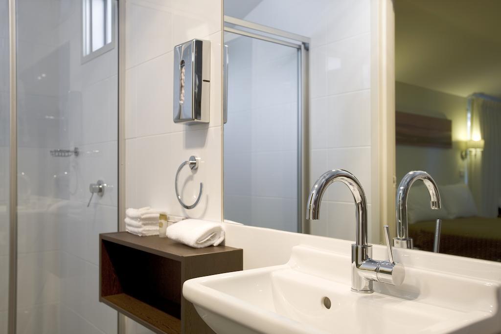 Ibis Styles Canberra Tall Trees Экстерьер фото