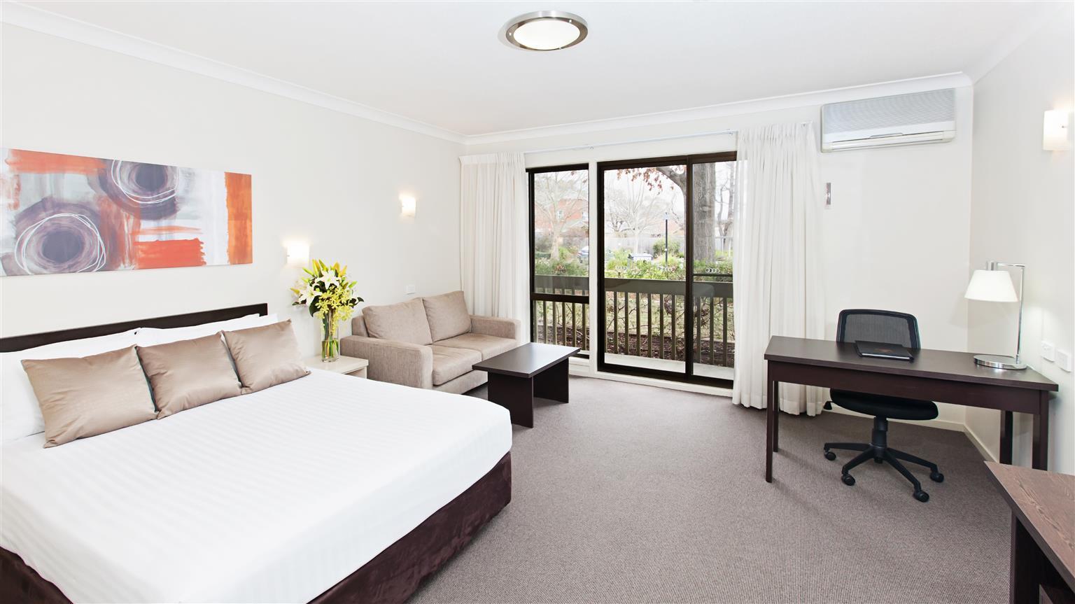 Ibis Styles Canberra Tall Trees Экстерьер фото