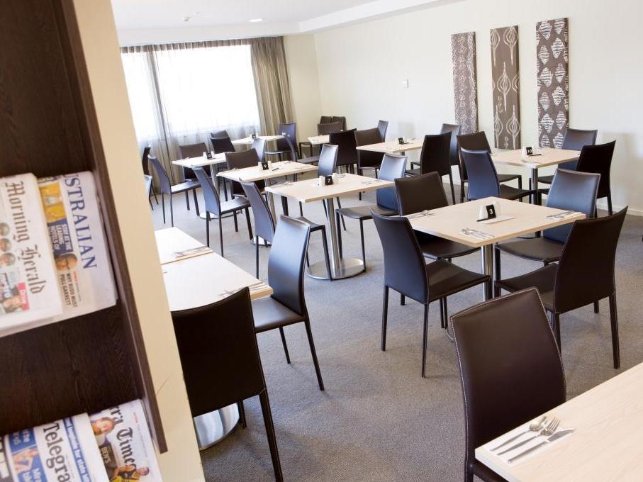 Ibis Styles Canberra Tall Trees Экстерьер фото