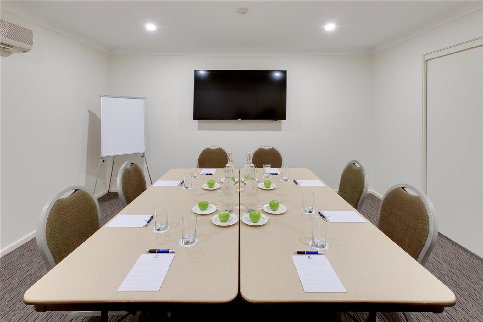 Ibis Styles Canberra Tall Trees Экстерьер фото