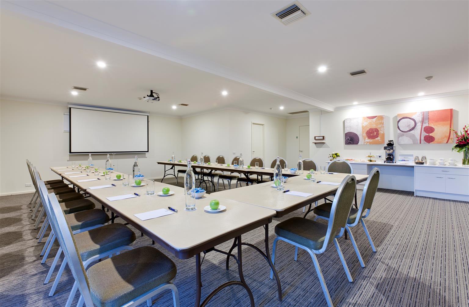 Ibis Styles Canberra Tall Trees Экстерьер фото