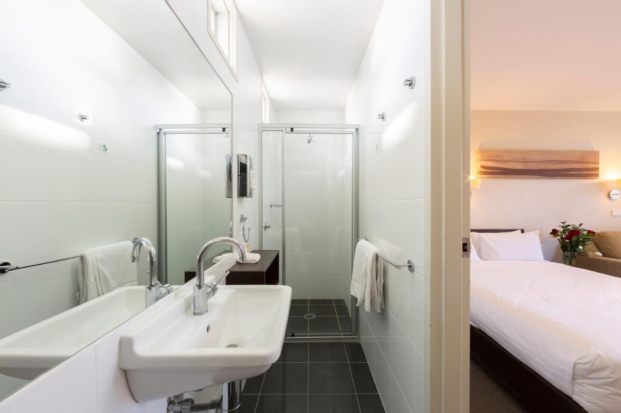 Ibis Styles Canberra Tall Trees Экстерьер фото
