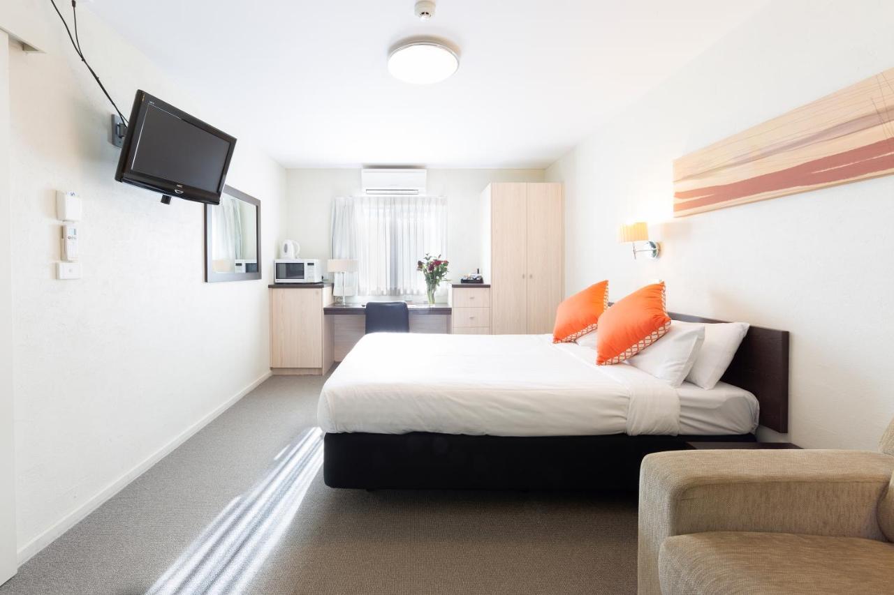 Ibis Styles Canberra Tall Trees Экстерьер фото