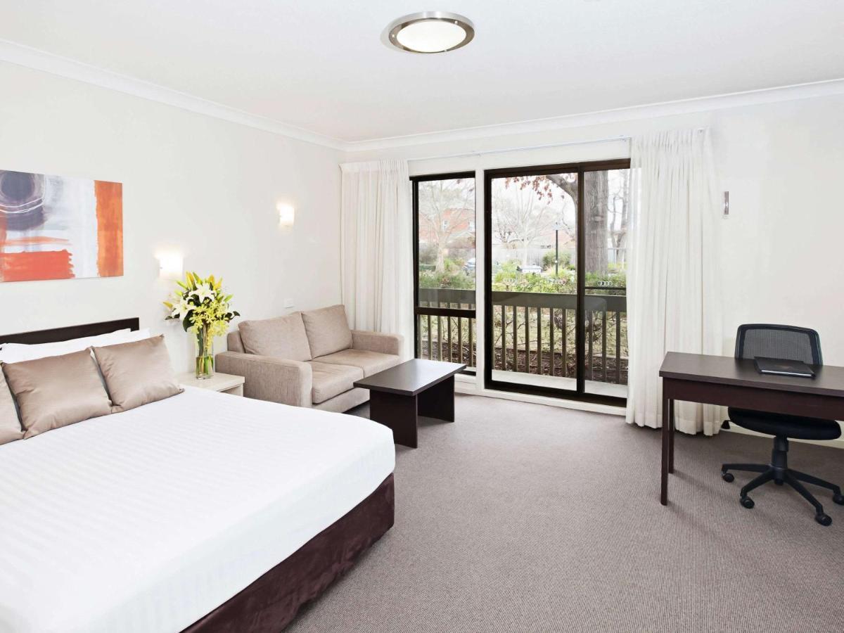 Ibis Styles Canberra Tall Trees Экстерьер фото