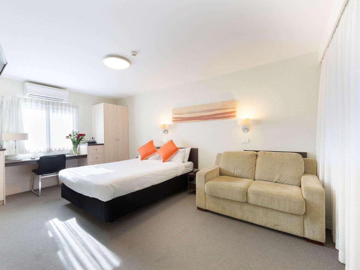 Ibis Styles Canberra Tall Trees Экстерьер фото